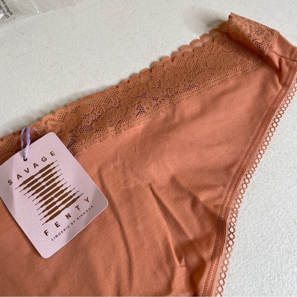 Savage x Fenty Cotton Essentials Lace-Trim Mid-Rise Thong Panty Size 3X - Picture 3 of 13